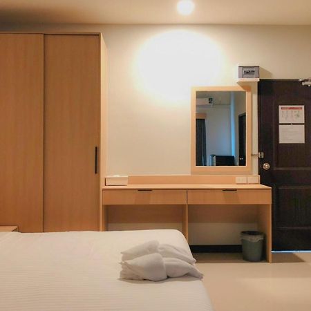 At Apartment 핫야이 외부 사진