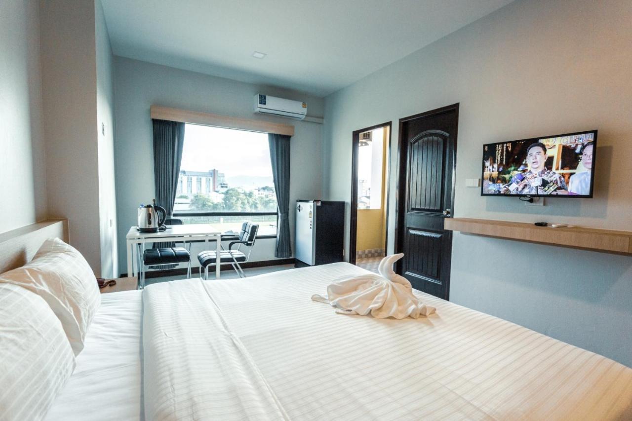 At Apartment 핫야이 외부 사진